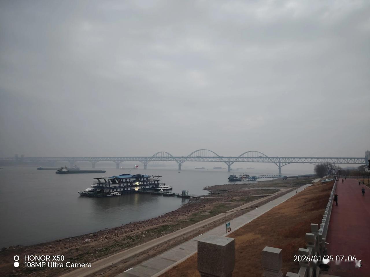 美伊冲突是否会升级为全面战争应该会升级为全面战争