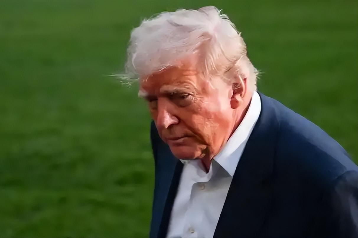 79岁特朗普内阁会议睡6分钟，却说"太无聊"，美国这一年被折腾成啥样了？

曾嘲