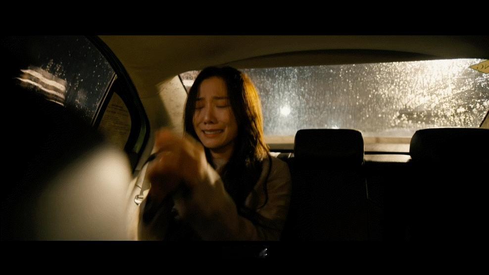 王珞丹新剧尺度这么大 被王珞丹新剧的叙事尺度震撼了。它大胆地将极致的甜与极致的痛