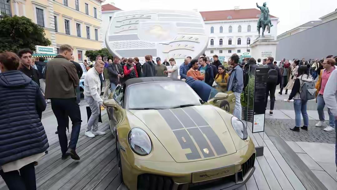 利润暴跌99% 保时捷到底怎么了
很多有钱人高价买保时捷，结果什么配置都要选装，