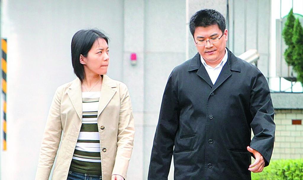 赵建铭昔《爱你入骨》定情陈幸妤 媒体人叹恐改为“清算停损”
陈水扁女儿陈幸妤抛震