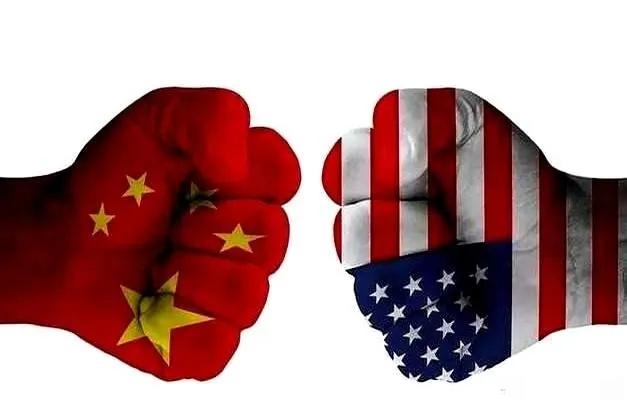 如果中美开战，中国如果败，不是败在军事力量上，绝对是败在内奸叛国者方面，他们为了