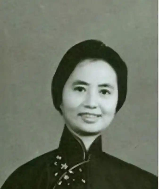 十大元帅的夫人，1955年到底有几人授衔？最高的居然是大校！

你有没有琢磨过，
