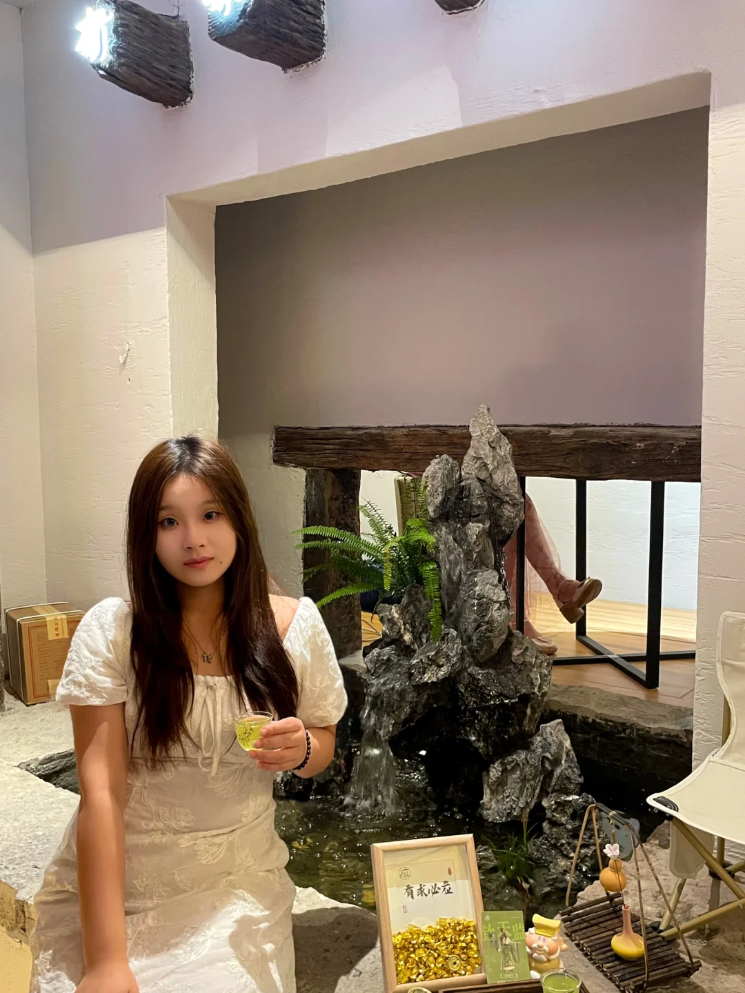 来到了一个玄学的神秘小酒馆…