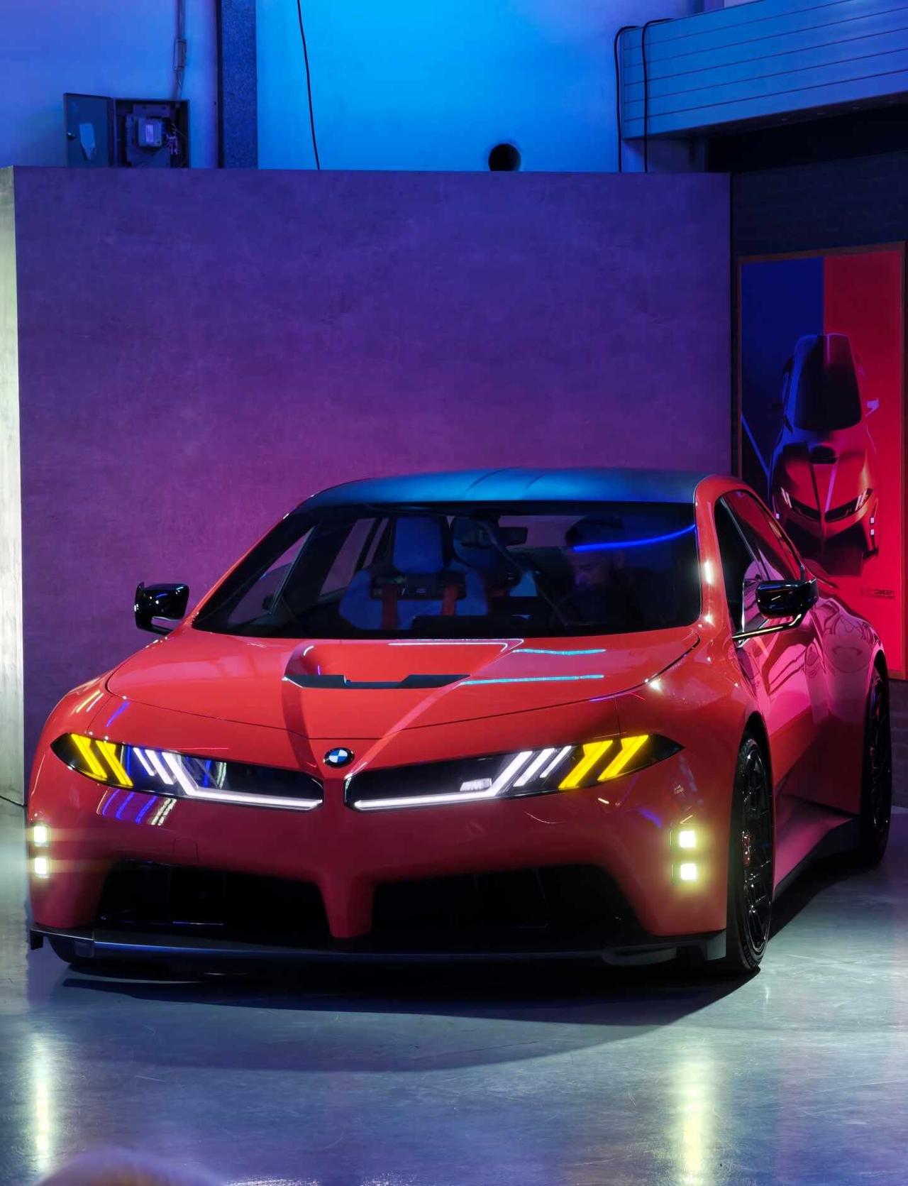 首款纯电M3来了🚘
中国首秀 BMW M新世代概念车，大家觉得帅吗？
	
按宝
