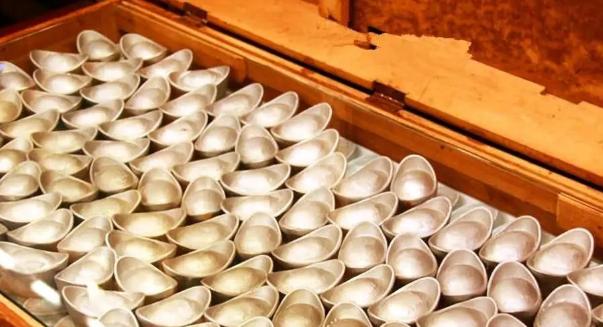 朱元璋铁律：贪污超60两银子立斩，60两，相当于现在的多少钱？历史反腐，以唐贞观