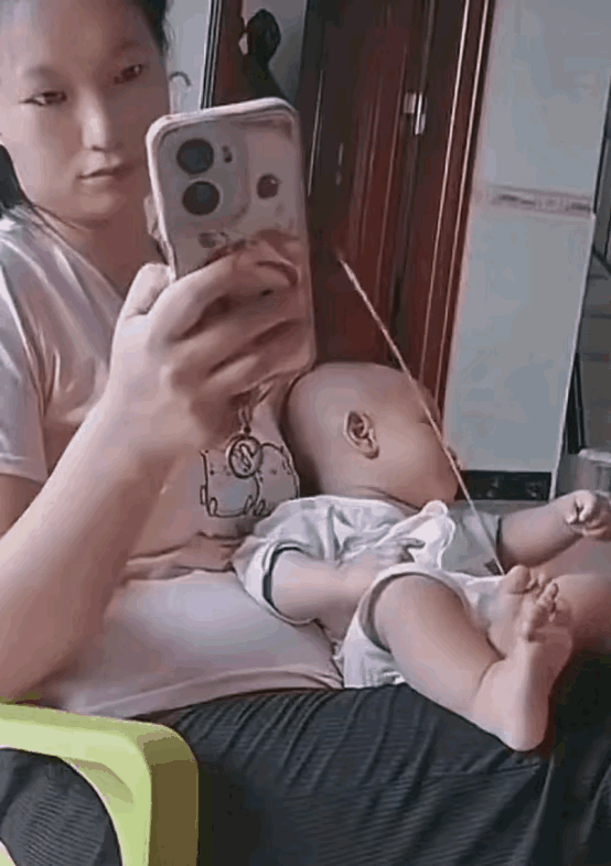 北斗定位，精准射击。
误差：0.01mm。人类幼崽的秘密武器！