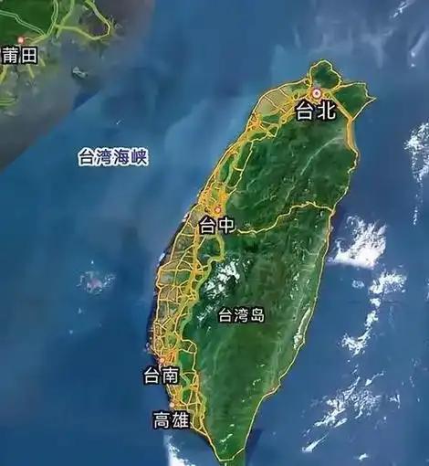 武力收台的难度，恐怕比俄乌战争高出一大截，不是高一点半点。俄罗斯打乌克兰起码两国