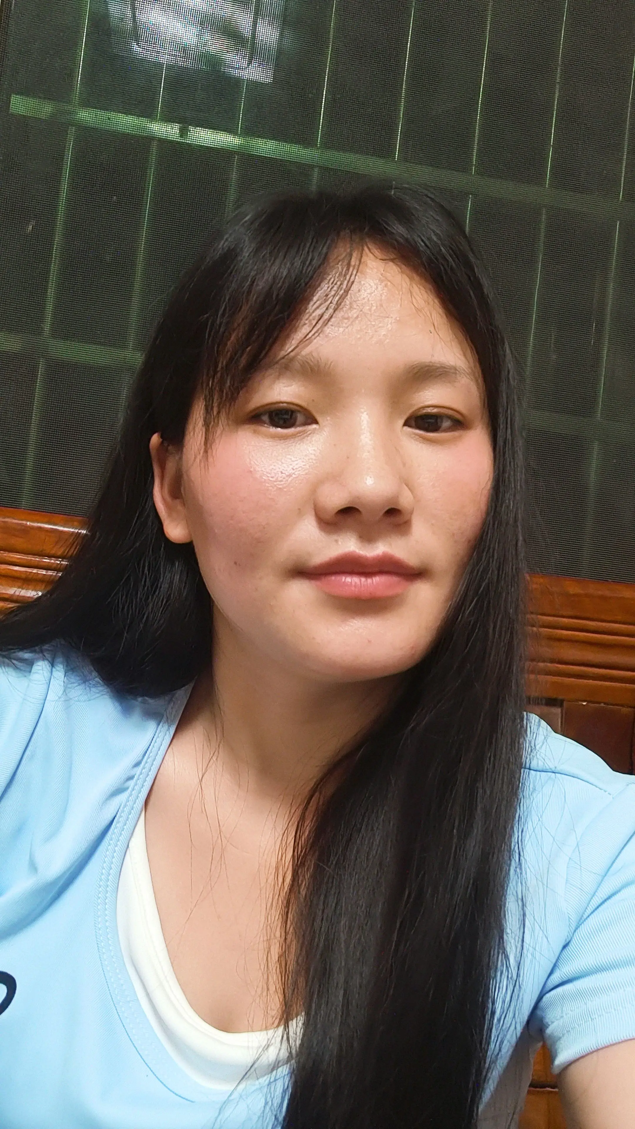 人这一生活了半辈子，还有半辈子以后的日子以后再说吧