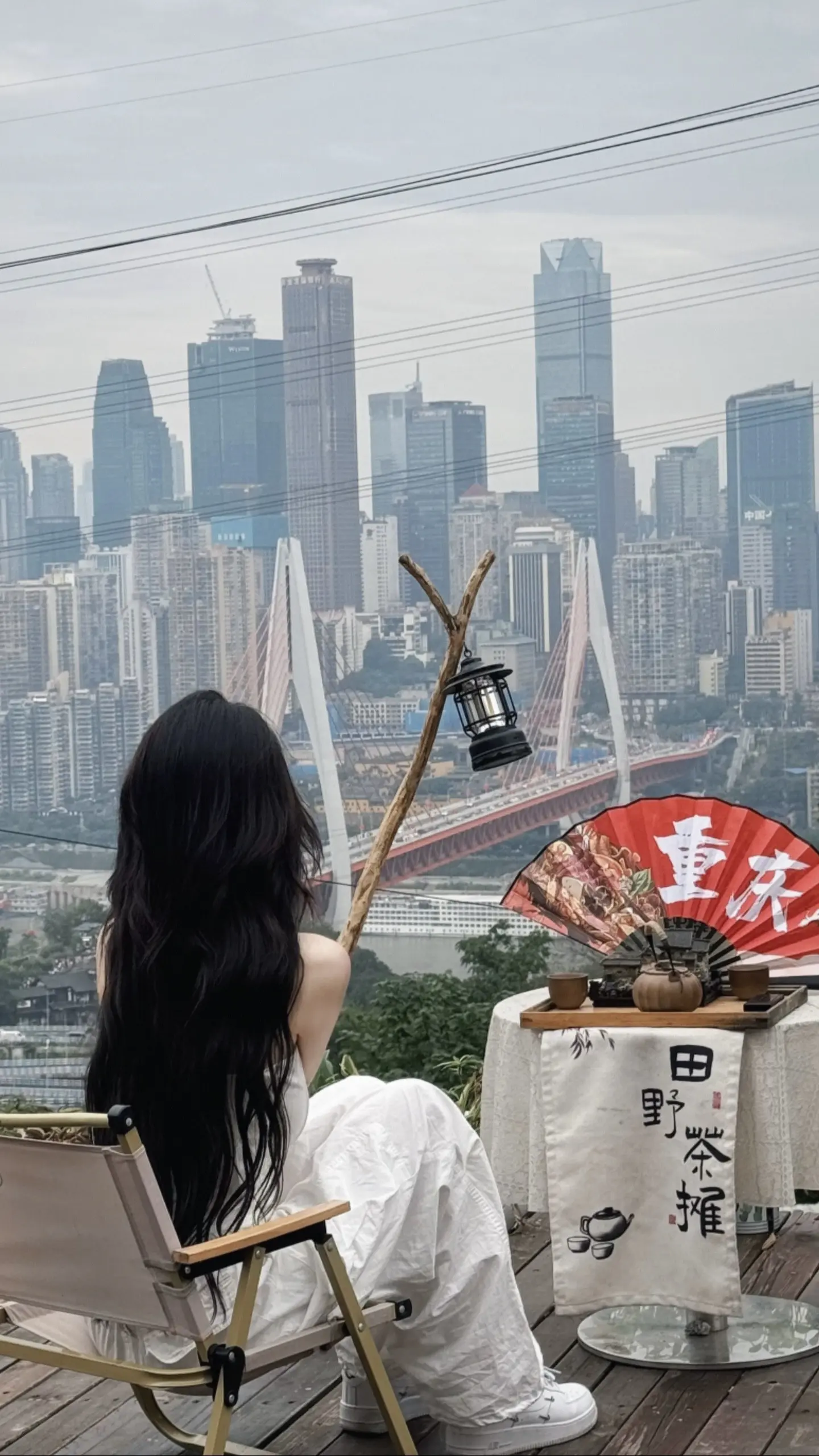 爱本就瞬息万变 永远只不过是助兴词。