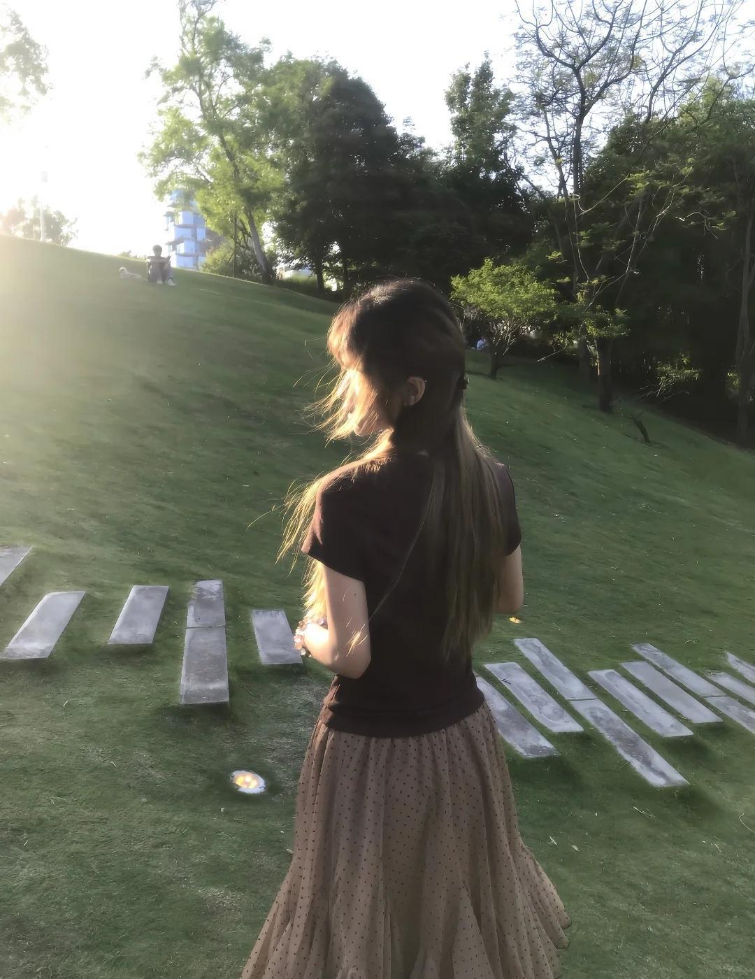sunshine
成都的天气阴晴不定的