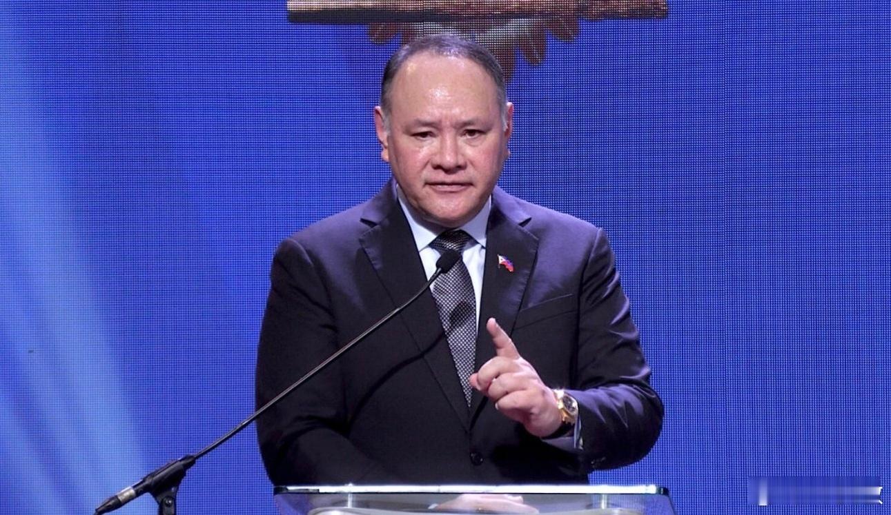 中国对菲律宾下最后通牒！！！近日，中国驻菲律宾大使井泉针对此前菲律宾国防部长特奥