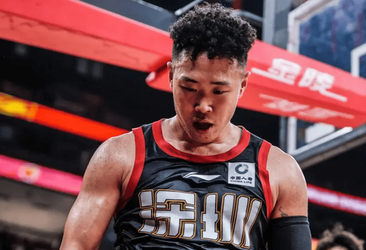 本土球员30+：贺希宁6次、郭昊文6次、林庭谦4次、庞峥麟3次