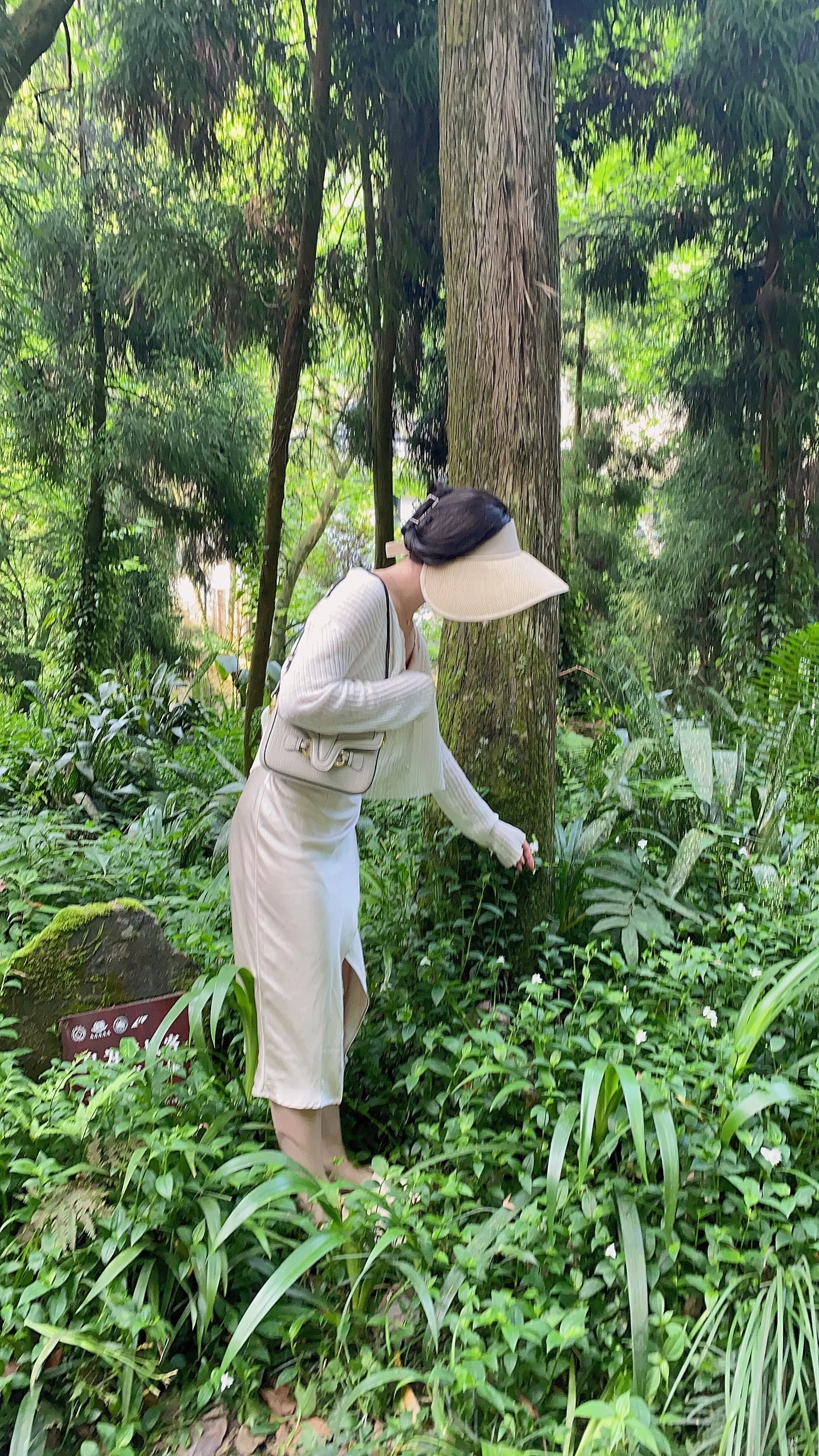 花10块买香火 许下一个1000w的愿望😝