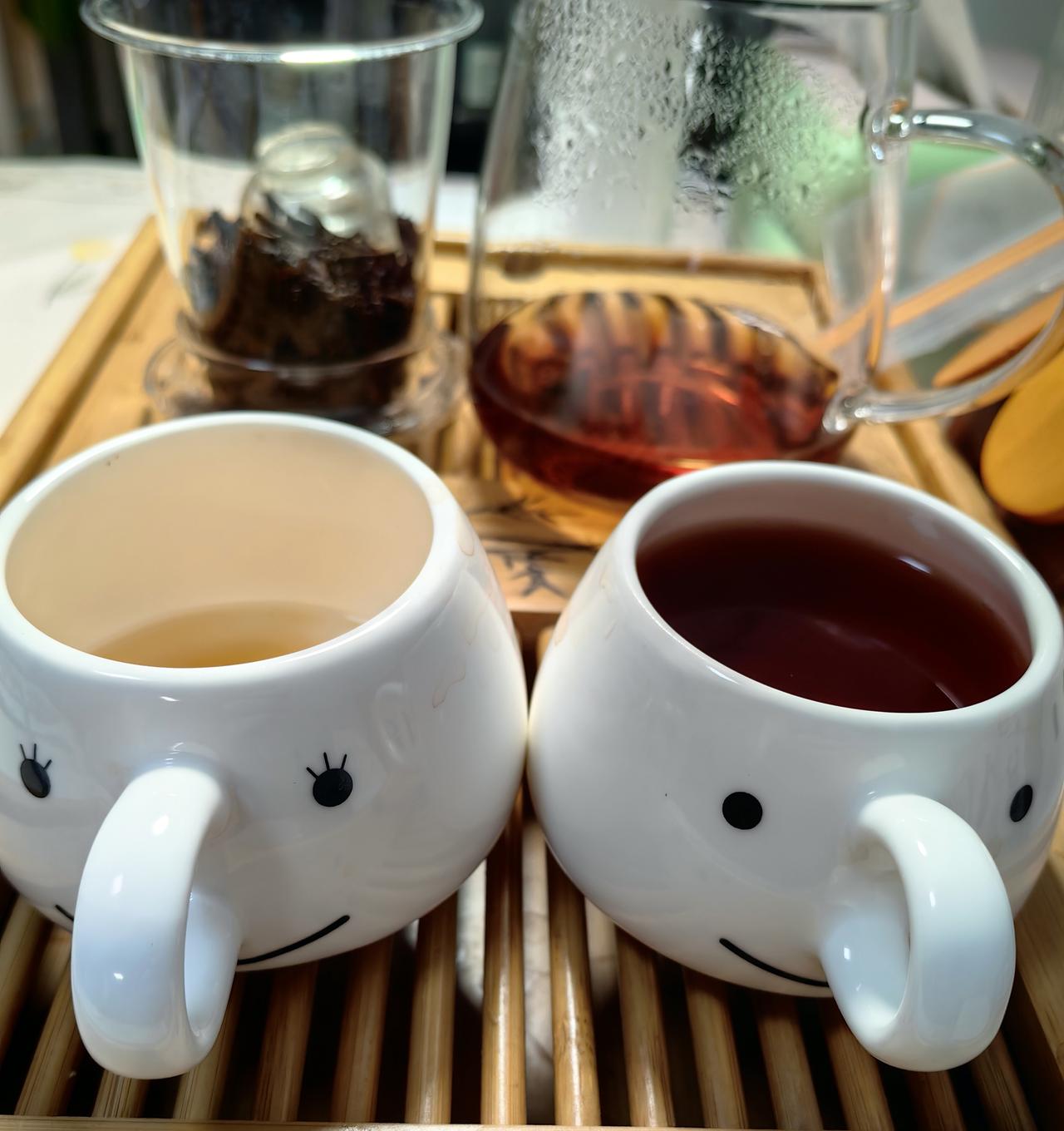 事实证明，一般情况下晚上还是不要喝茶、酽茶，否则，真会睡不着的！