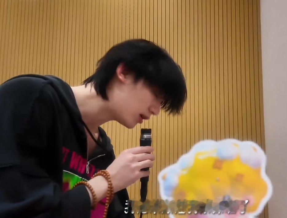 时代少年团探班vlog时代少年团的排练日常  时代少年团探班vlog，时代少年团