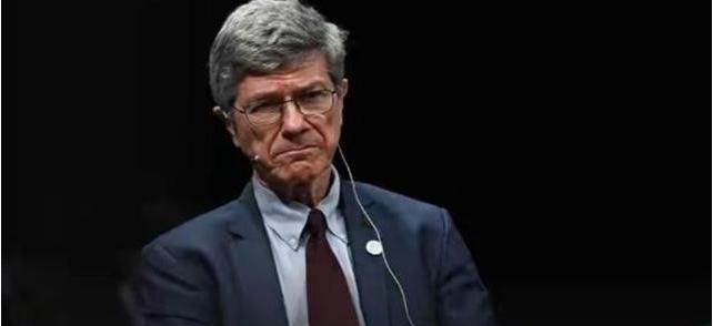 中日关系持续恶化，一个美国国际专家表示， 日本 现在敢挑衅中国，不是为了台湾地区