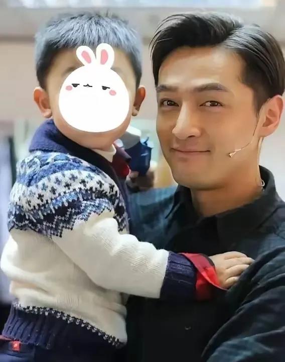 胡歌这闷声干大事的本事，真没人能比！官宣二胎得子凑成“好”字，直接打了当初说“意