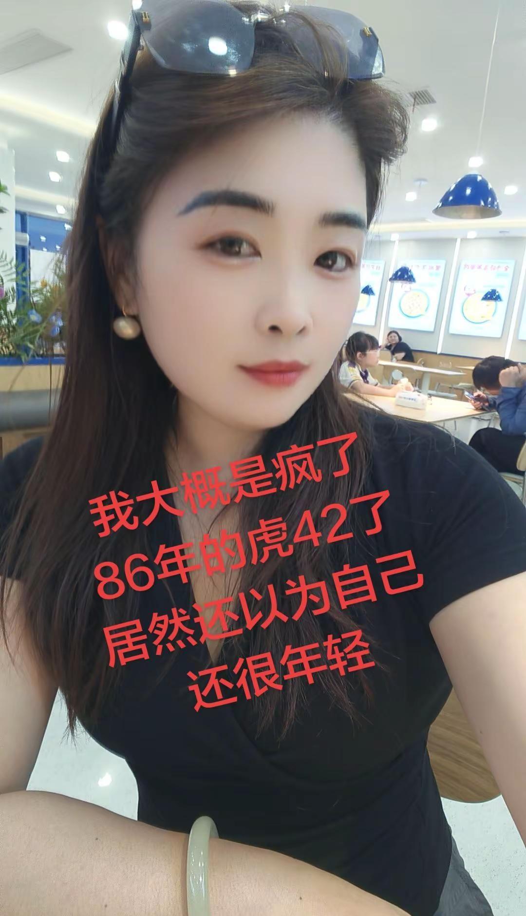 失去我也许你会后悔，我可以惯着你，也可以换掉你，我把你当个宝你却拿我像棵草……一