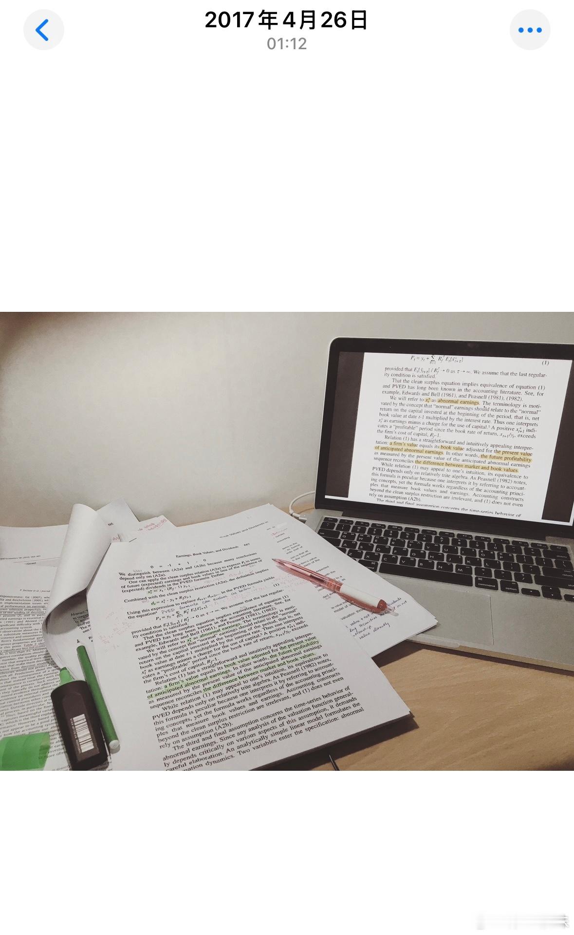 天呐，翻到17年上学的时候半夜1点多学习的照片... 现在一个字都看不懂，全忘了