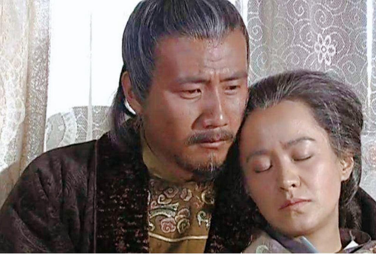 1382年，51岁的马皇后病重，朱元璋大怒：“你要是去了，朕马上立新皇后！”没想