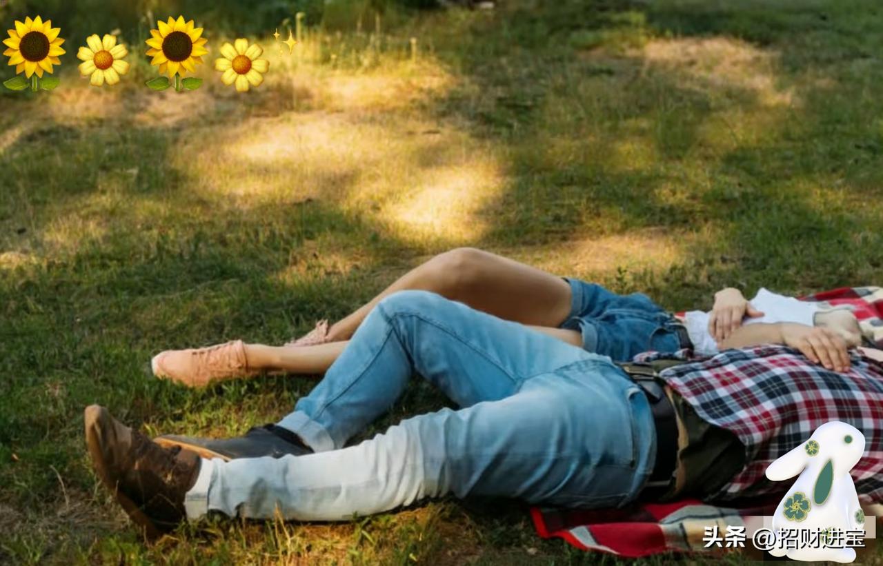 贵州遵义，一女子收了男网友500元，与对方在野外发生了3次关系。可完事后，男子却