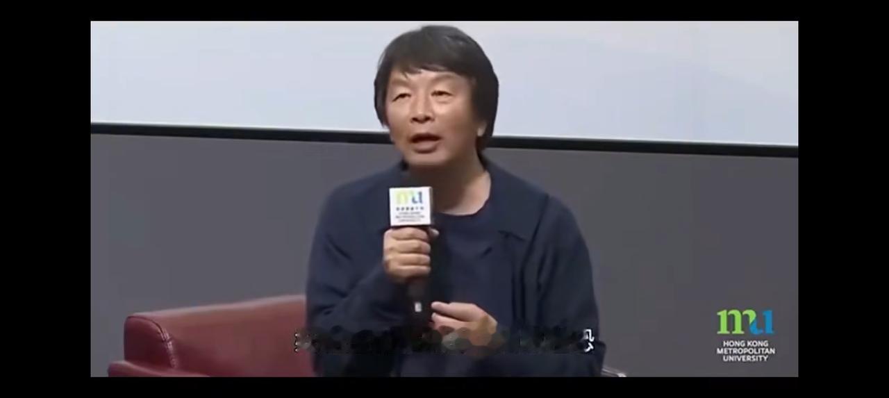 刘震云的演讲——
网上视频：刘震云在香港某大学演讲，题目是《文学的底色是哲学》。