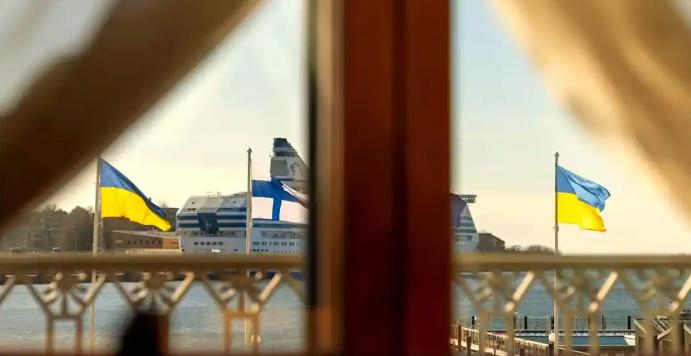 芬兰媒体报道：乌克兰人正大批离开芬兰，因为没有工作。

可能有人会纳闷，芬兰不是