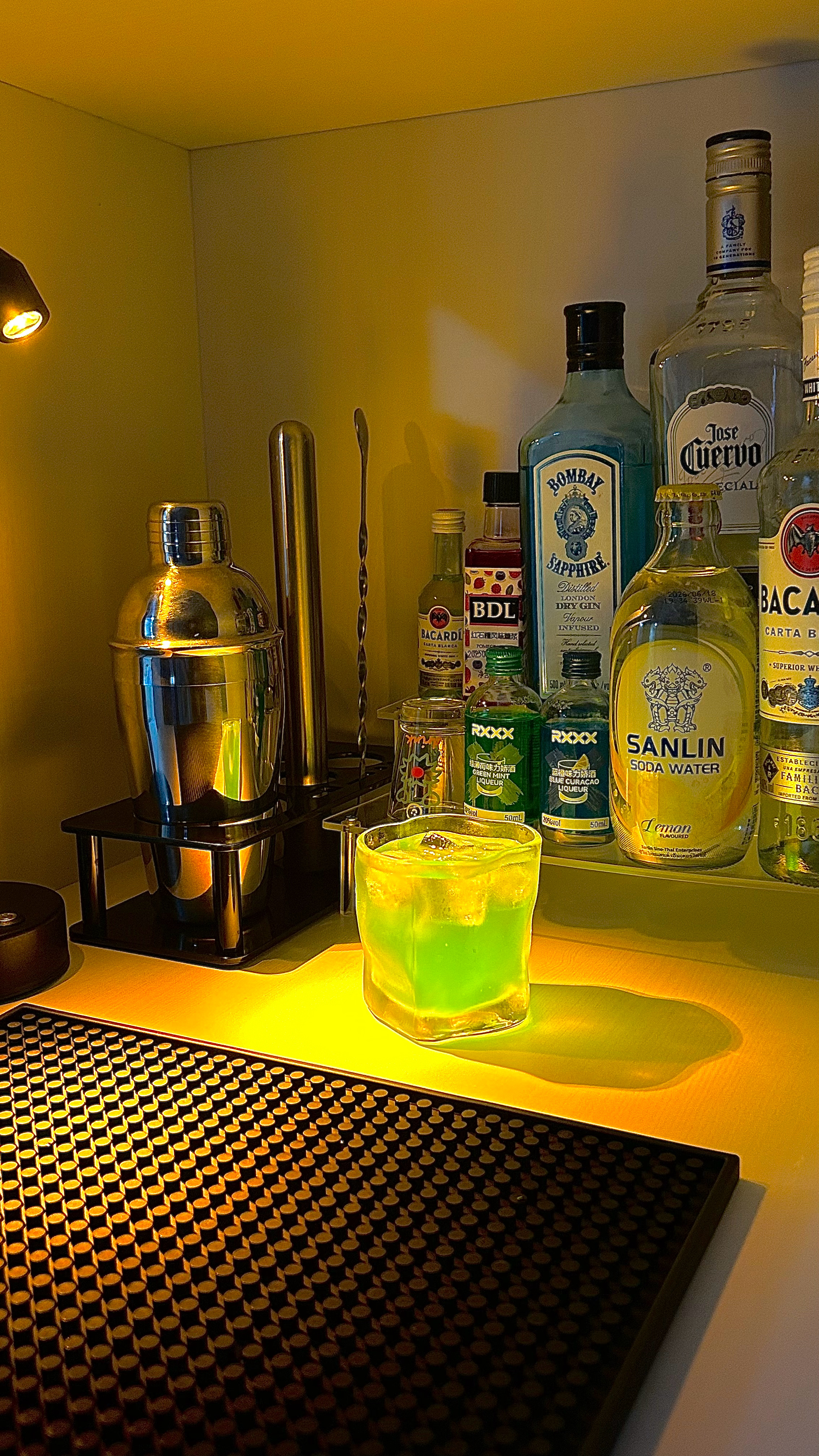 喝酒博主回归一下🍸 ​​​