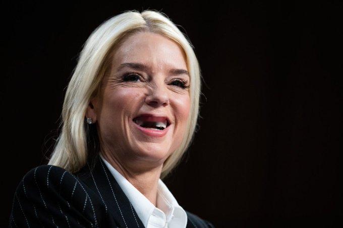 最新消息 - 前司法部长帕姆·邦迪将不会如期于4月14日出席众议院监督委员会的听