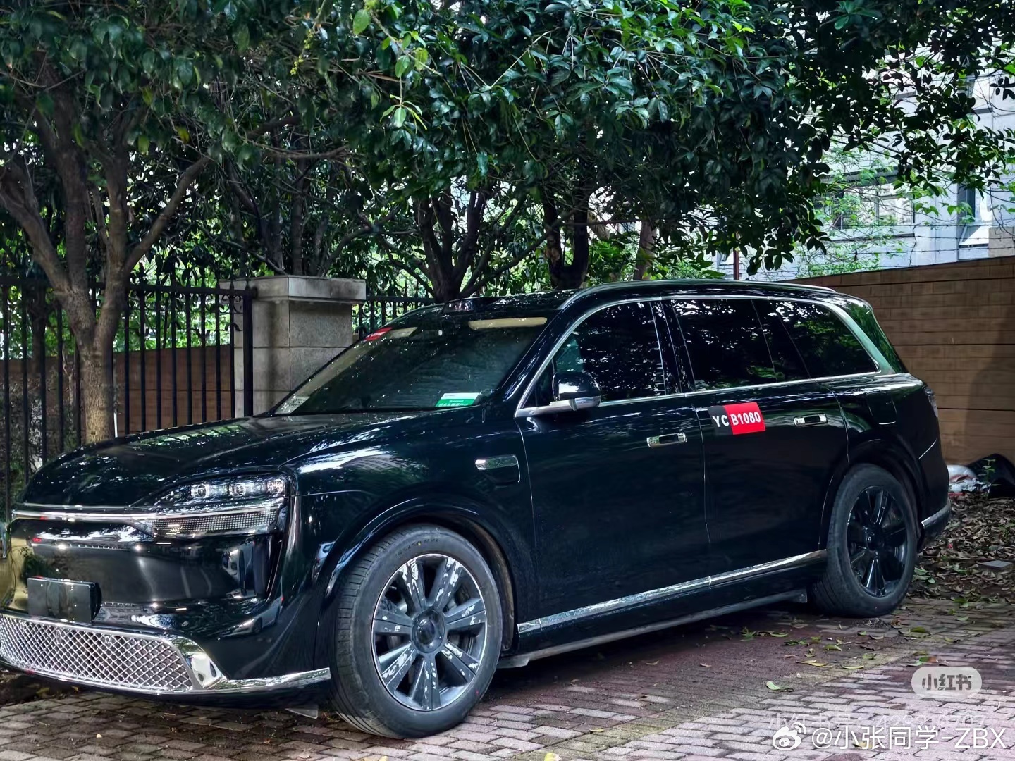 问界新车的这个包围，如何评价