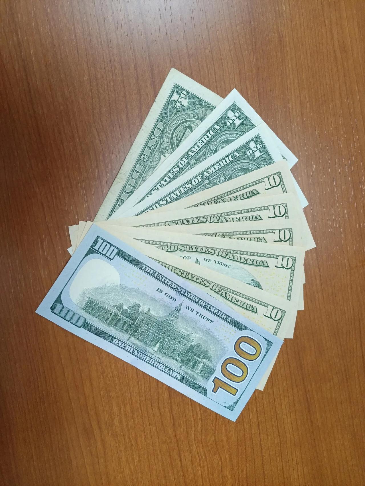 6月份船上工资只有153美元

6月份结束还有4天，不过船上工资部分提前发放了，