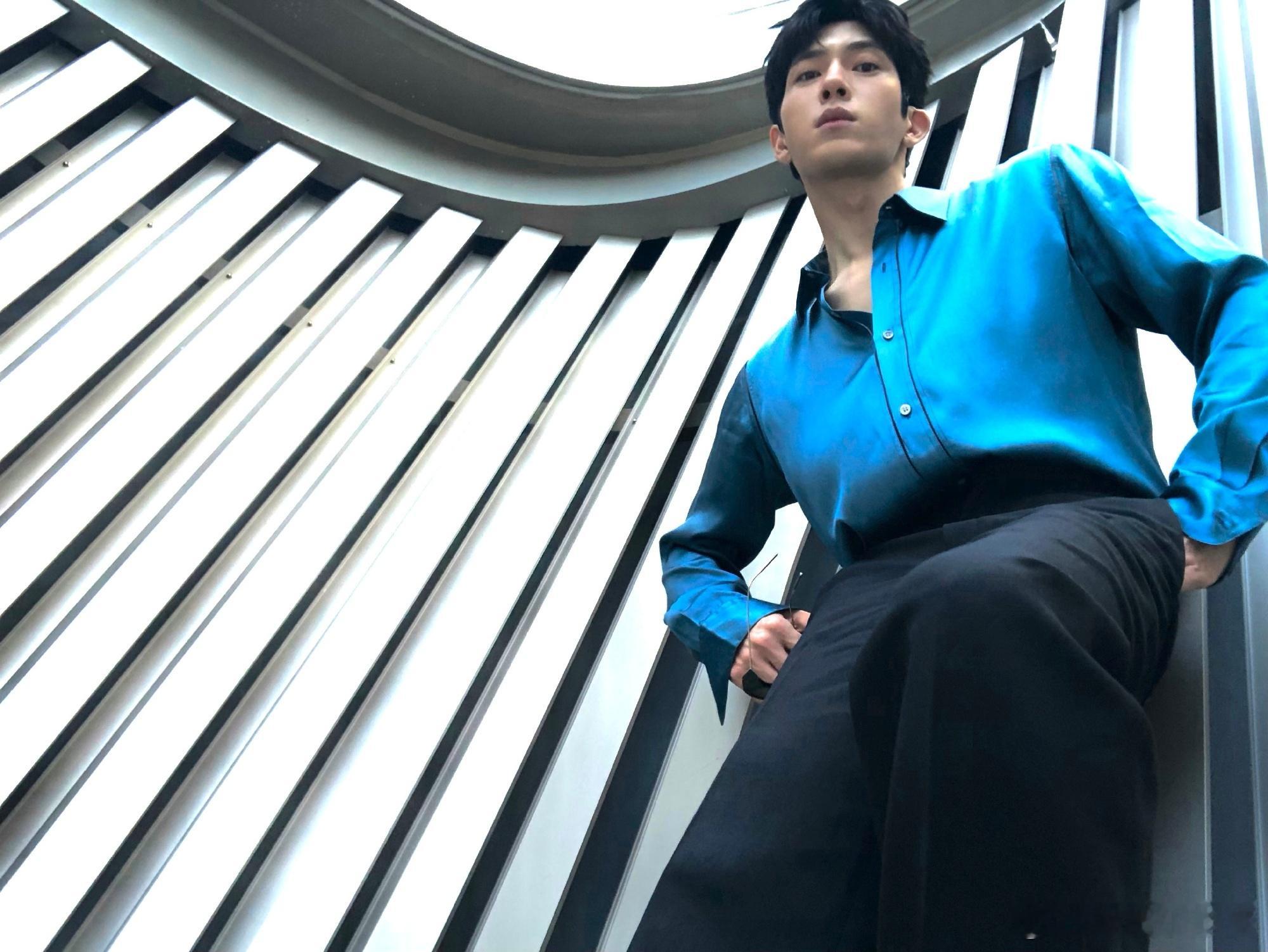 GQ井柏然栾念双封 这份送给栾念的礼物，最后也送给了所有喜欢这个角色的人。看到封