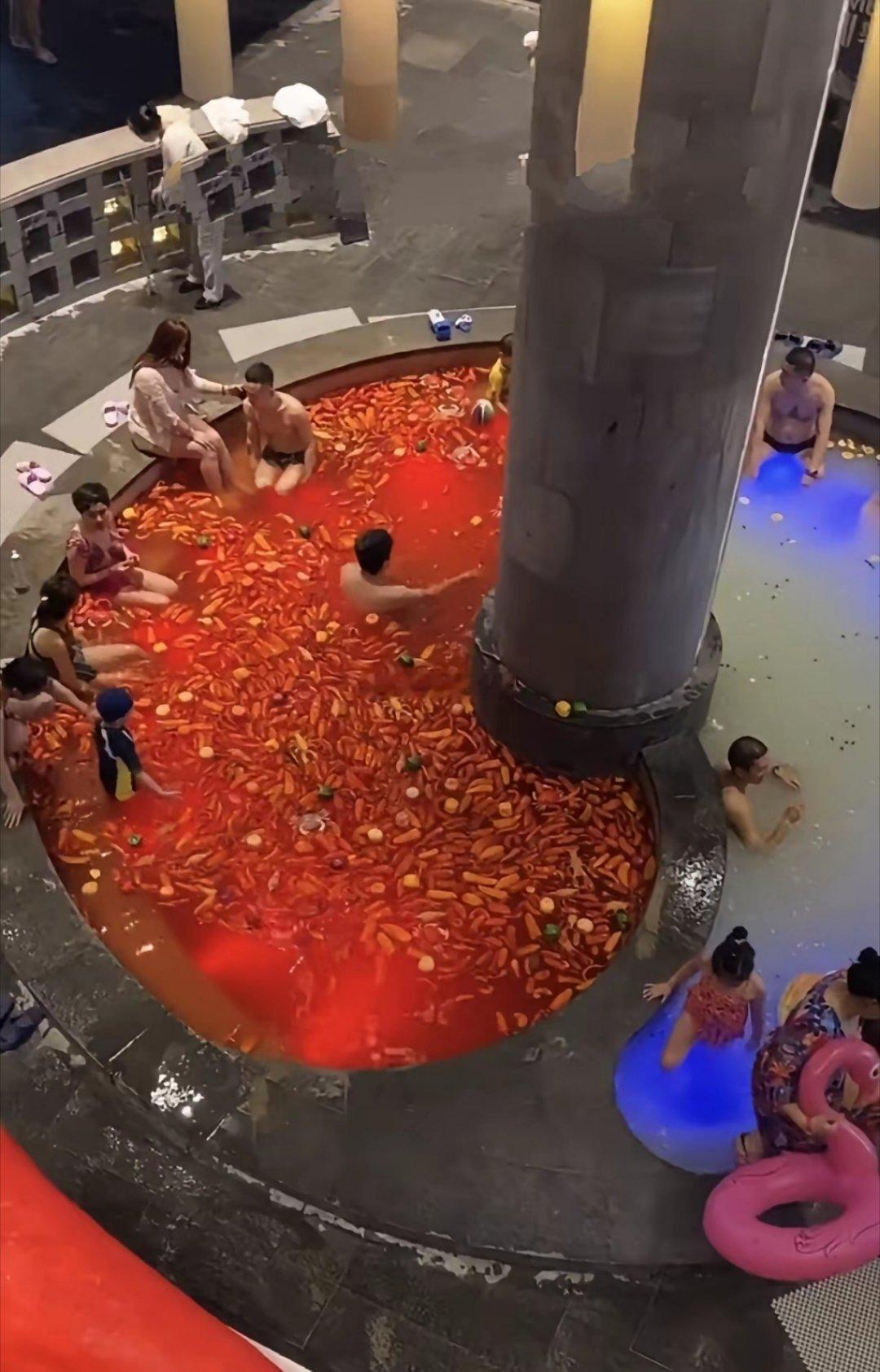 年轻不懂事喜欢温泉，可是现在觉得，老太太，老爷爷，油腻大汉。那臭xx，臭脚的也要