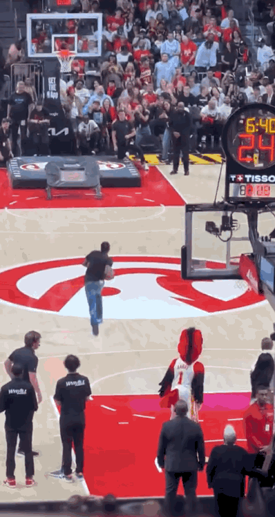 老鹰队主场花絮。DC YOUNGFLY