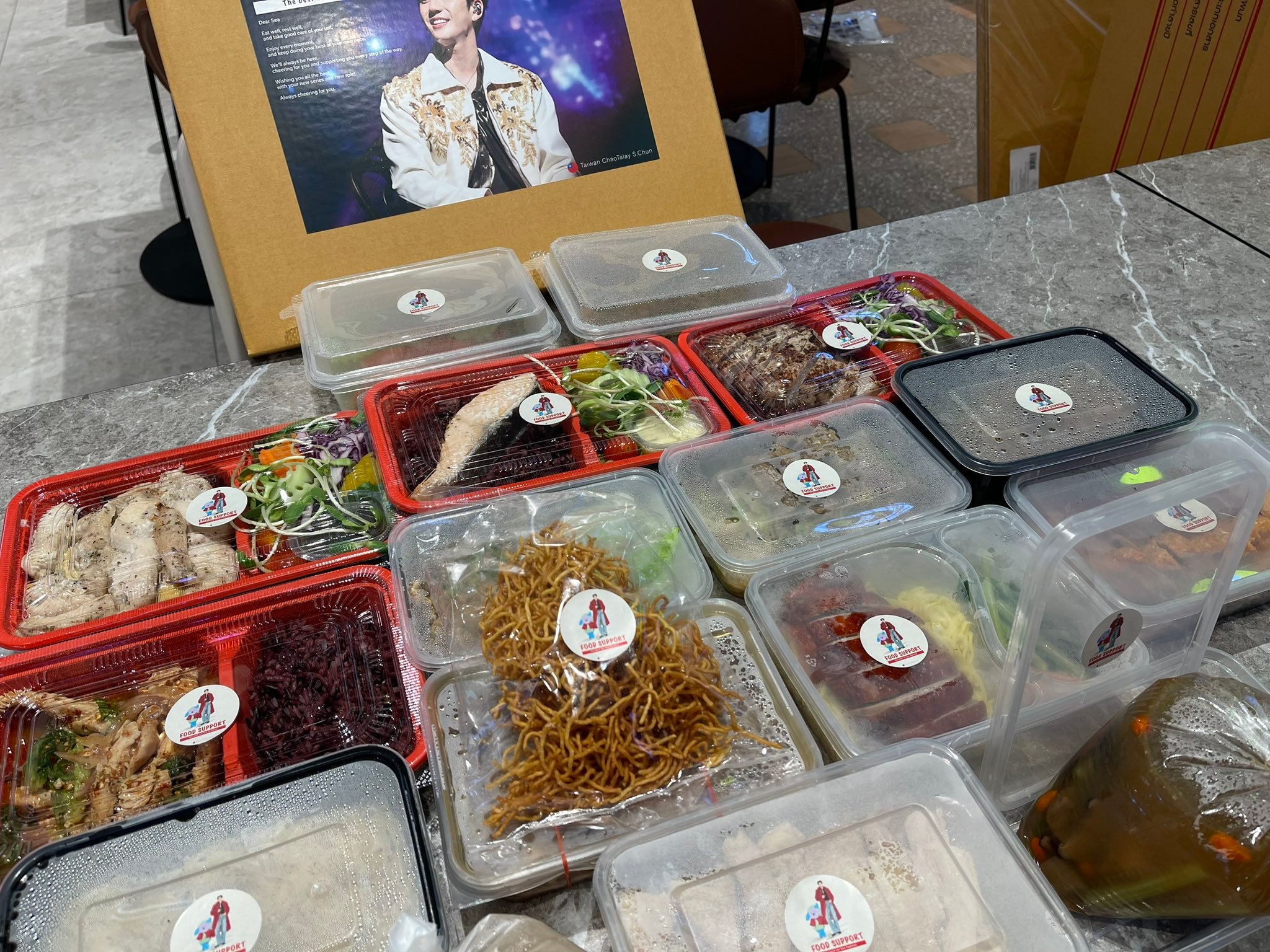 看到食应心里的大石头才放下  我说小保护官推怎么做到一丢丢动静都没有的[裂开]2