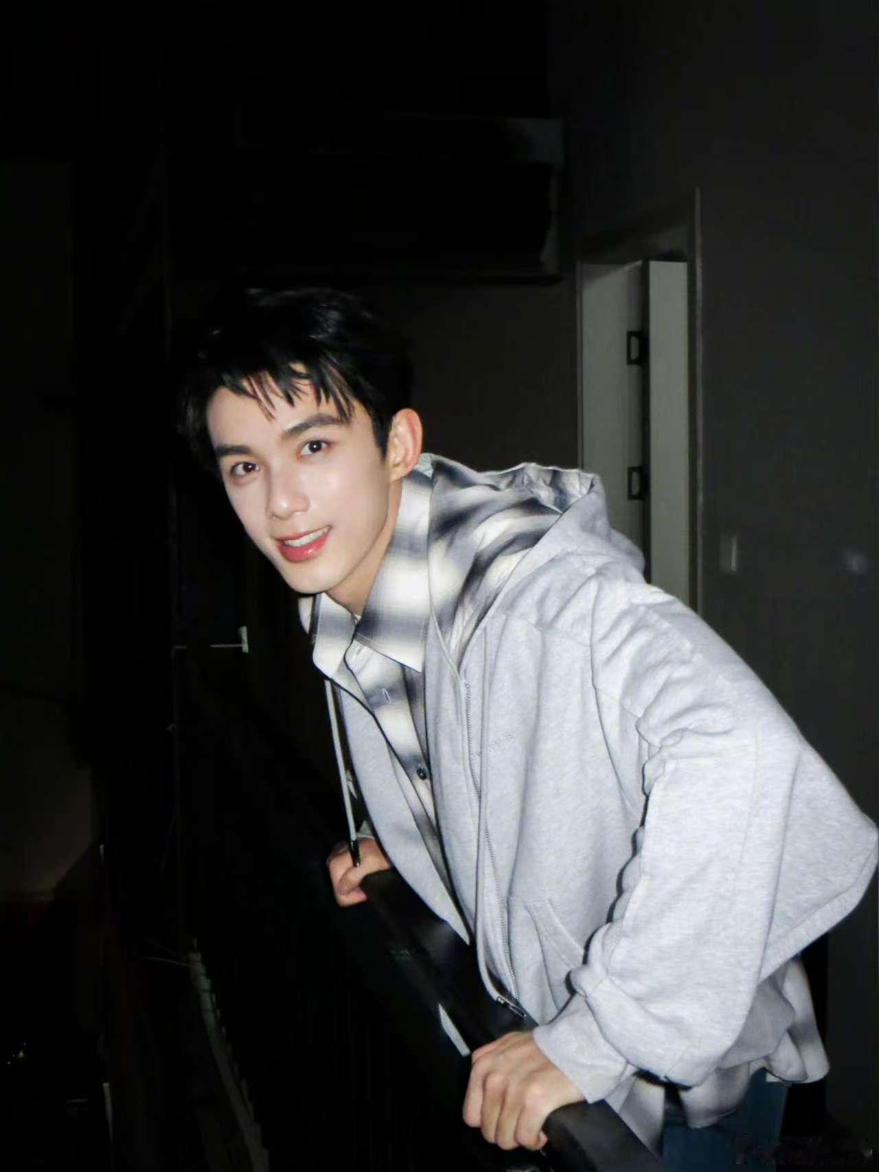 吴磊2026plog吴磊2026四宫格吴磊2026四宫格，来了，