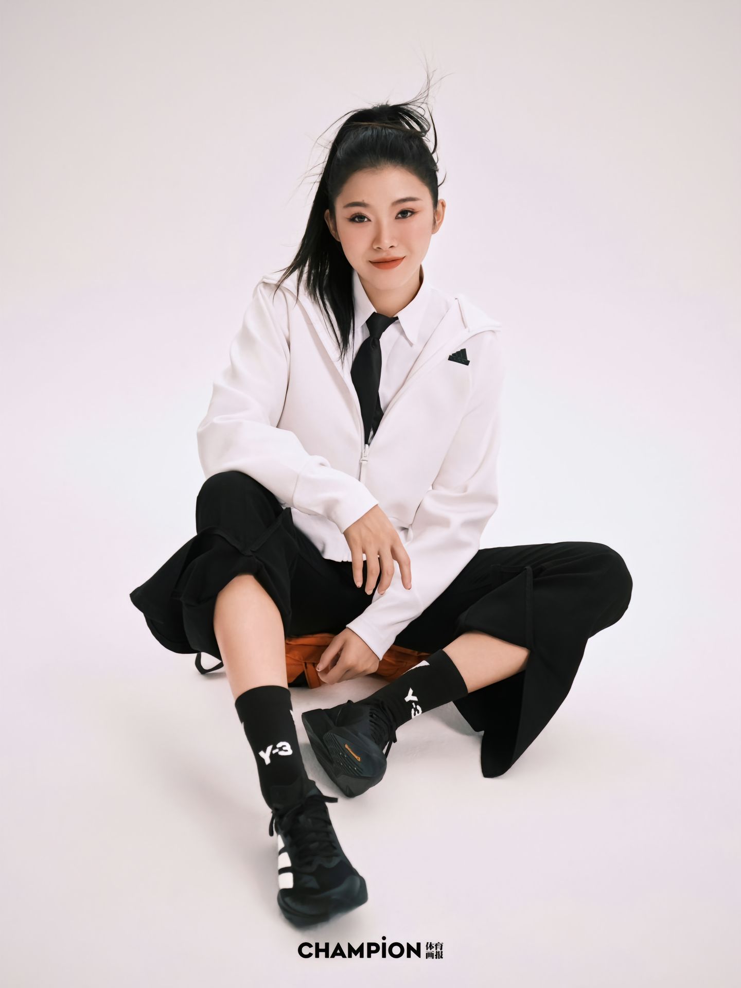 吴艳妮腹肌真的绝，太羡慕运动员的身材了。 ​​​