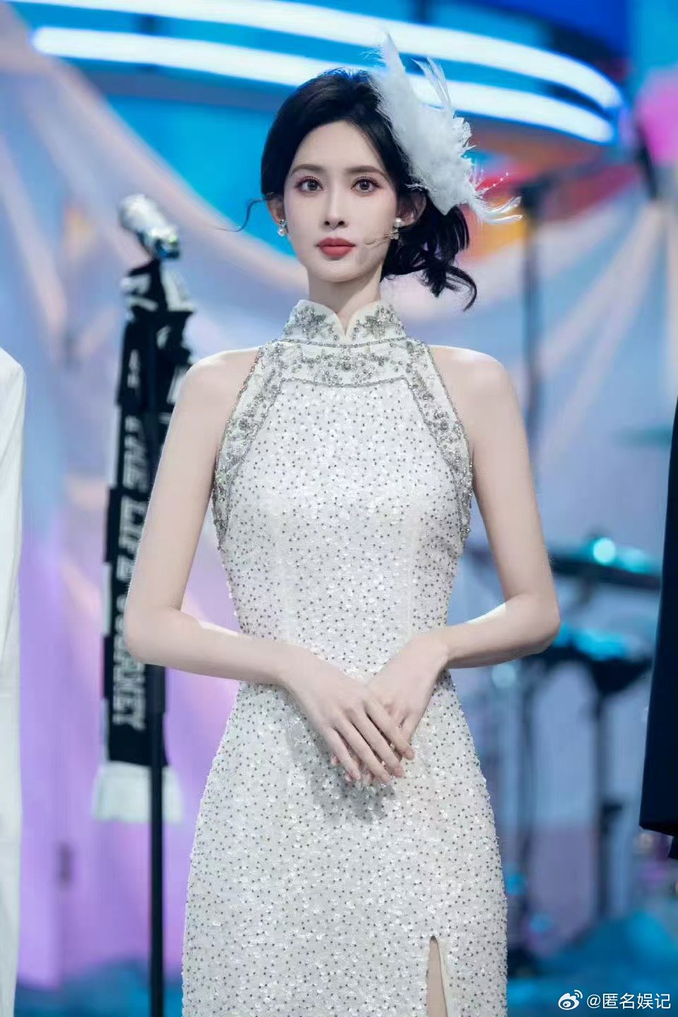李一桐孟子义对我眼睛很好李一桐孟子义民国旗袍造型你好星期六李一桐孟子义对我眼睛很