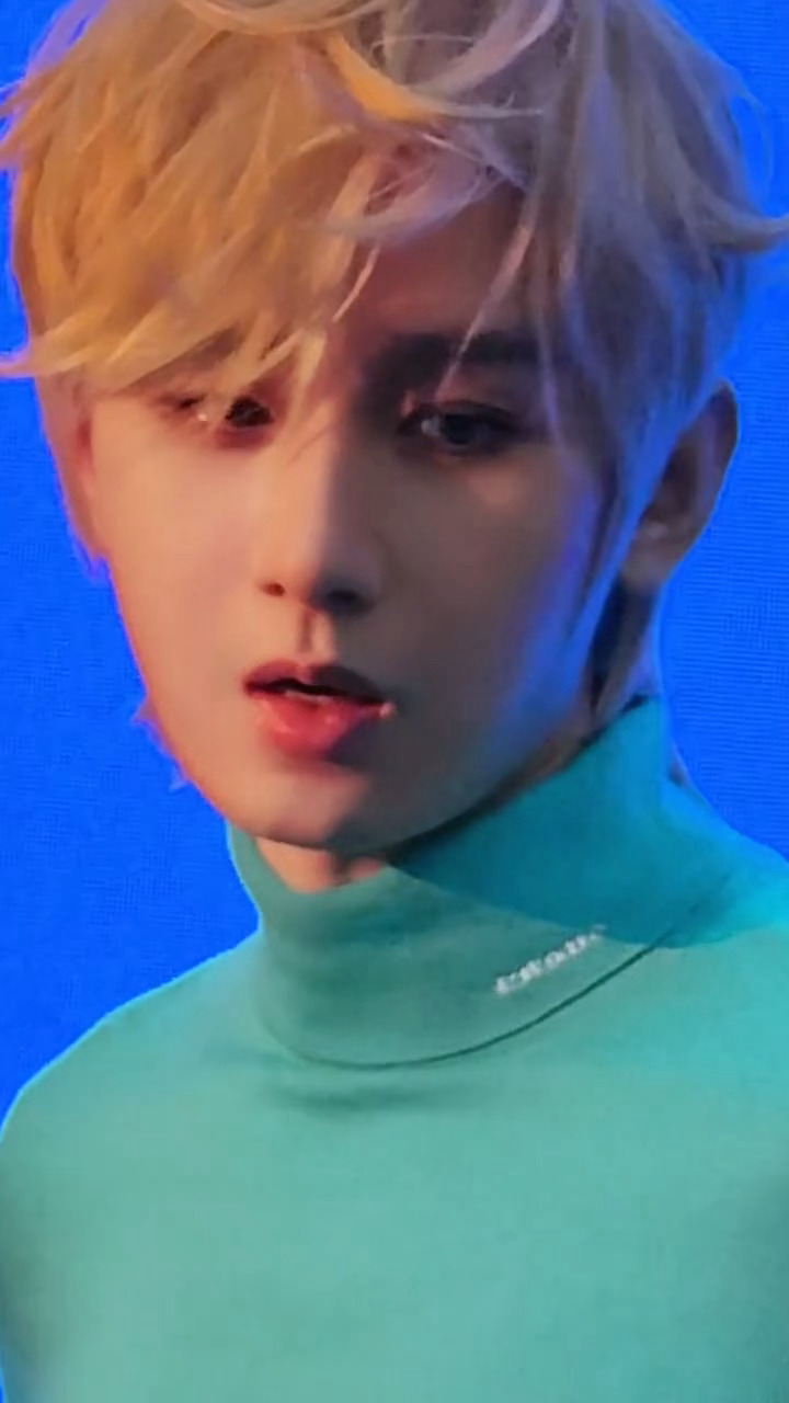 成毅V中文榜时尚造型师分享的花絮百变造型混剪，没有一帧不好看的不同风格都好适配成