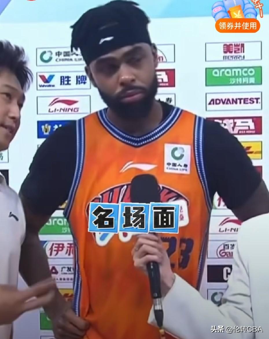 个人认为，上海男篮首秀大胜深圳，三大核心依旧强势，两外援不合格。
核心强势
1、