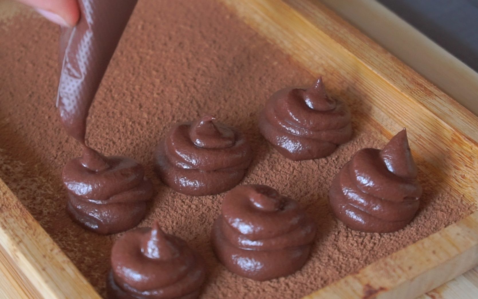 一根筋变两头堵了要么是自家的爱国者变成了叛国者，要么是伊朗的防空导弹实力超群屎味