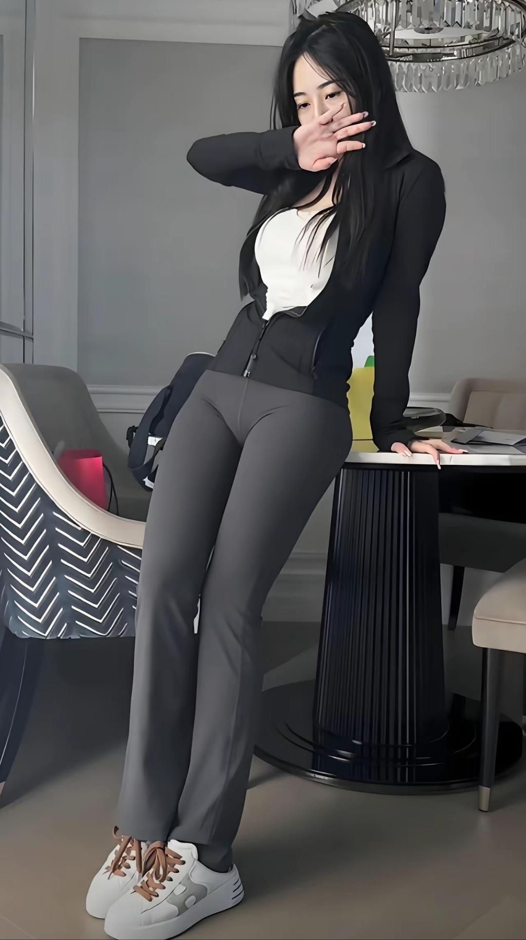 OMG，这腿长绝了！