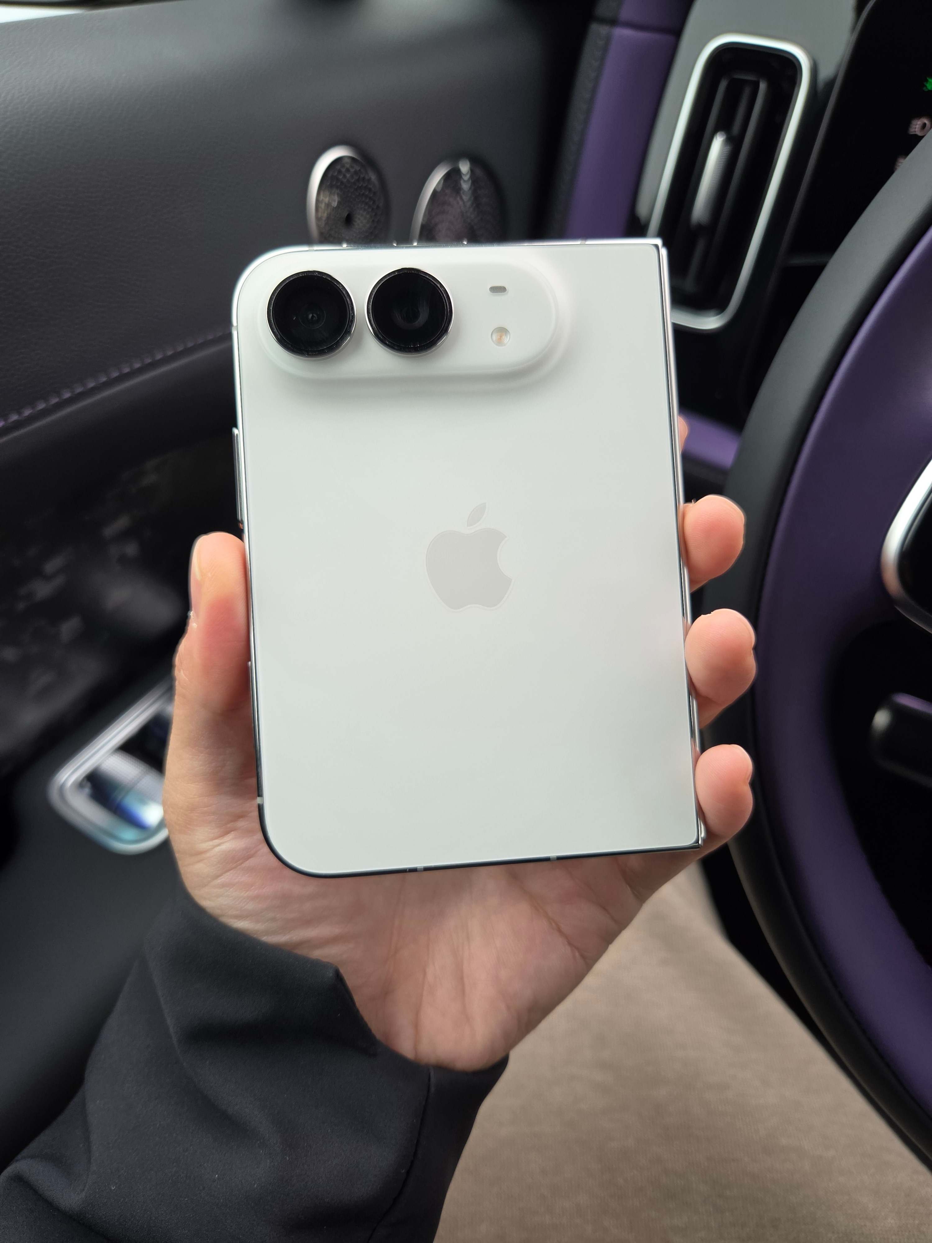iPhone Duo 大家用了一整天了，感觉怎么样？符合预期吗？[并不简单] ​