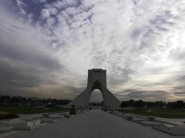 伊朗一夜变天！全国暴乱失控，特朗普发出“开火”倒计时，中东大战进入读秒？

朋友