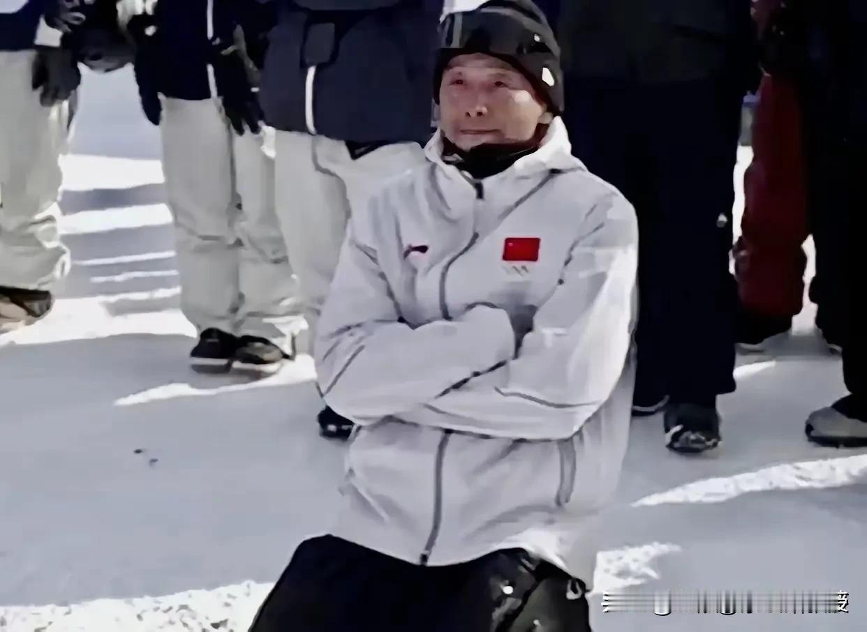 这就是师者仁心啊！从鲁迅笔下的120年前的藤野先生到当下带苏翊鸣八年的教练佐藤康