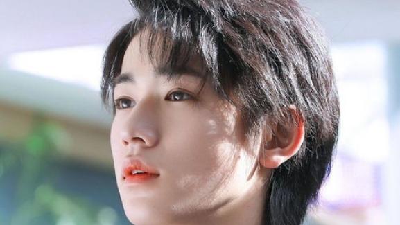 你知道吗？宋亚轩那首听了就会让人变成“宝贝”的歌，非《宝贝听我说》莫属！这首歌以