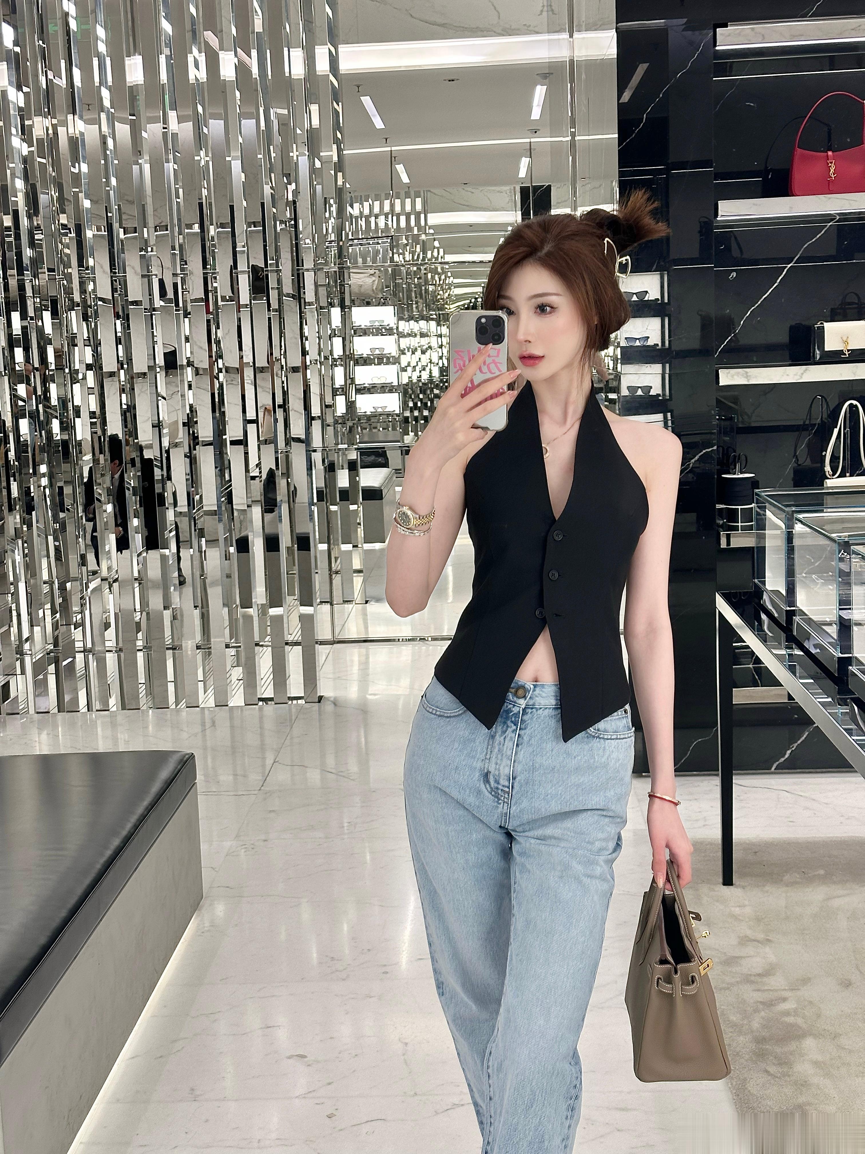 新的小美[哈哈] ​​​