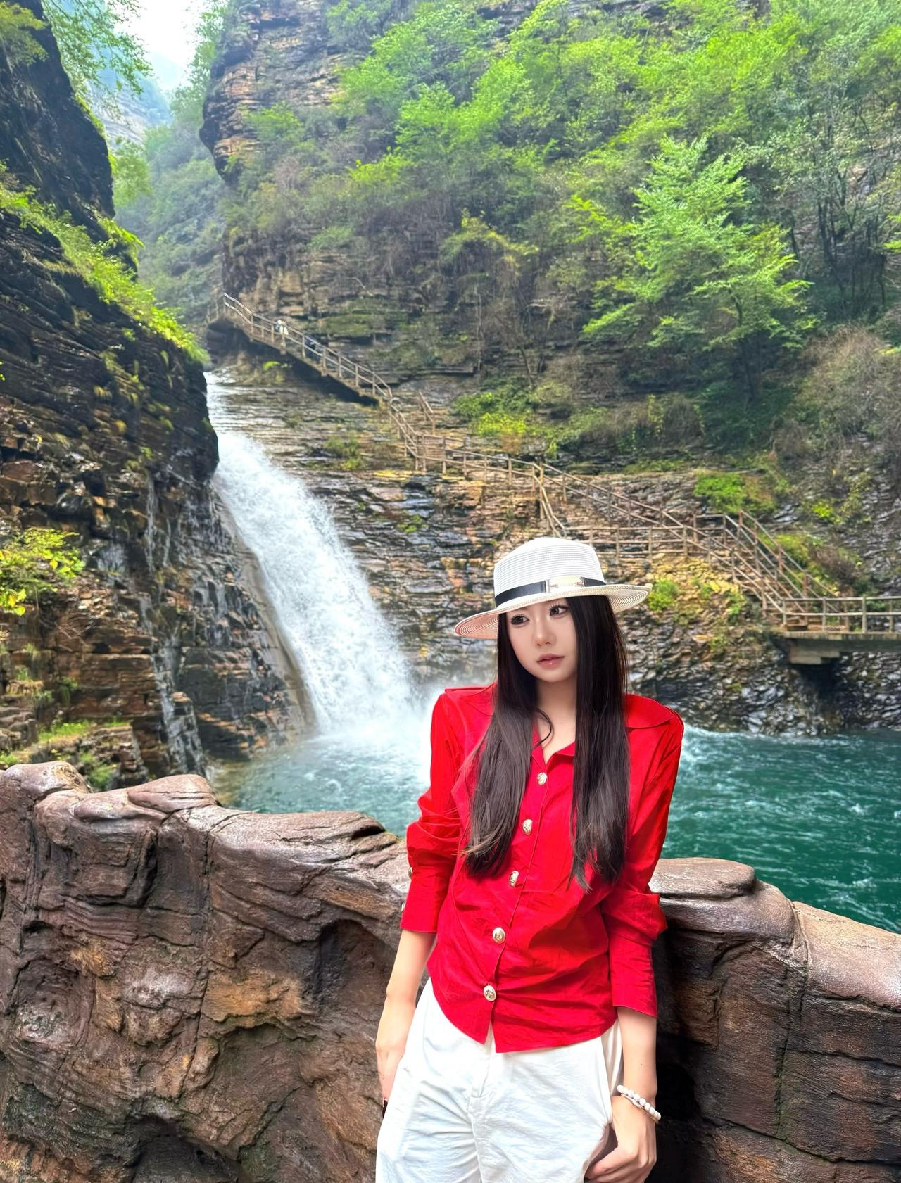 林州太行大峡谷｜秋冬季游玩攻略+山间滑道

📍安阳 太行大峡谷景区
0元玩转这