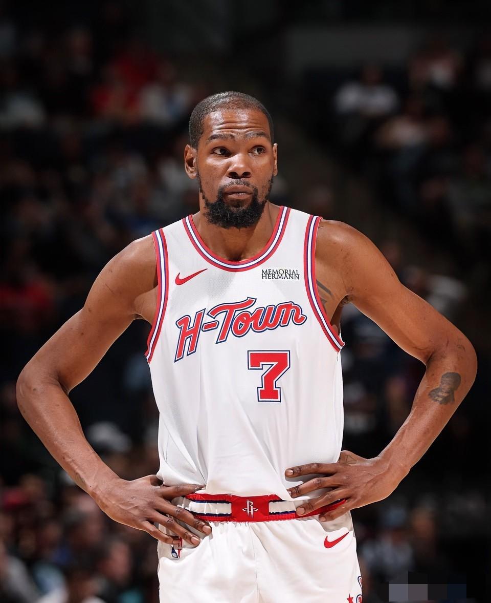 火箭加时领先13分被翻盘，这波操作真的看傻所有人

火箭输森林狼都把人看笑了！